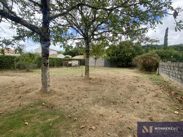 TERRAIN CONSTRUCTIBLE DE 984 m² AVEC MAISONNETTE Détails des diagnostics énergétiques