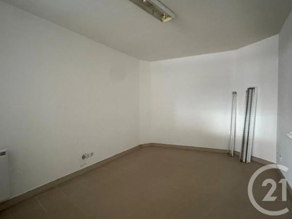 à vendre  50,33 m 2   COULOMMIERS  - 77