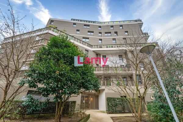 Appartement 3 pièces et pkg