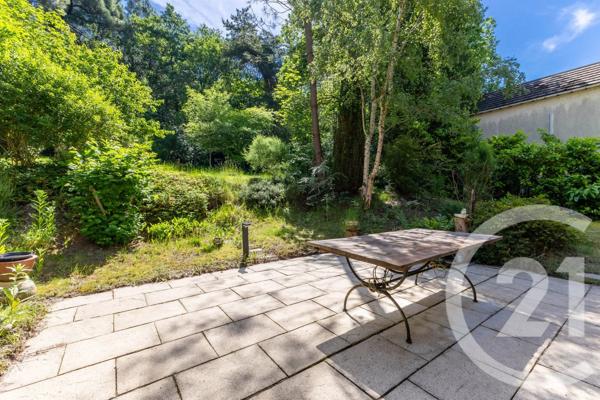 Maison à vendre  6 pièces - 117 m 2   FORGES LES BAINS  - 91