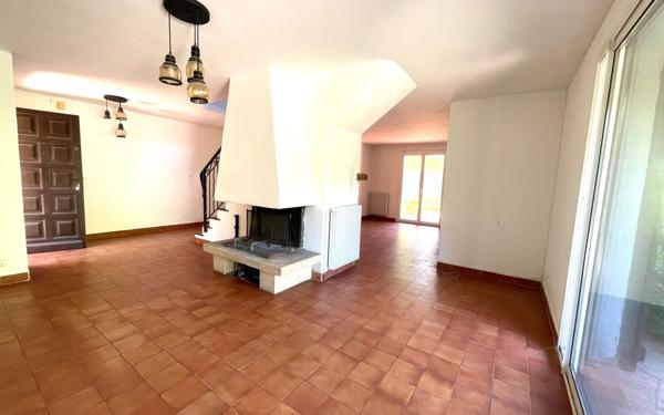Maison à vendre    6 pièces • 137,97 m2 Saint-Mandrier-sur-Mer