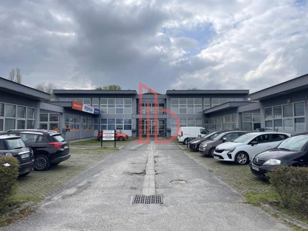 Bureau de 930 m² à louer à Bordeaux Nord
