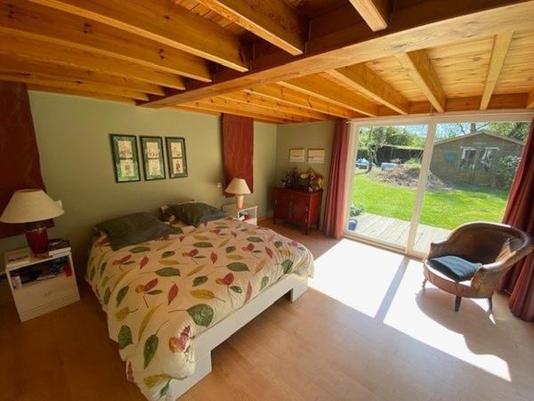 Coup de cœur assuré pour cette longère de charme sur plus de 7 000 m² de terrain