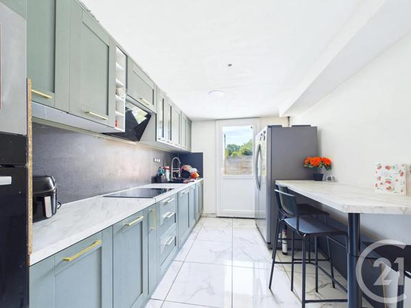 Maison à vendre  8 pièces - 127,49 m 2   BONDOUFLE  - 91