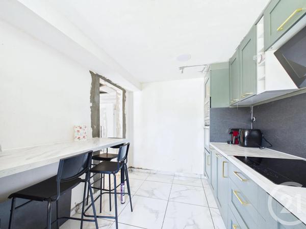 Maison à vendre  8 pièces - 127,49 m 2   BONDOUFLE  - 91