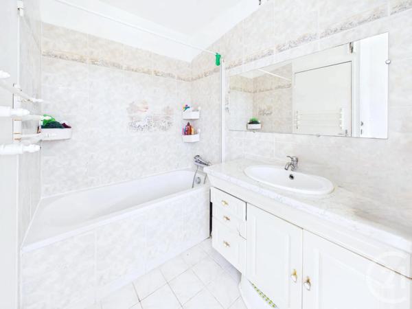 Maison à vendre  8 pièces - 127,49 m 2   BONDOUFLE  - 91
