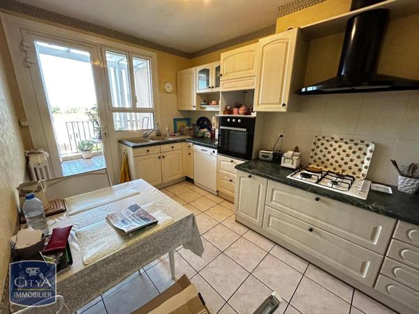 Appartement à louer 5 pièces 110.81m²