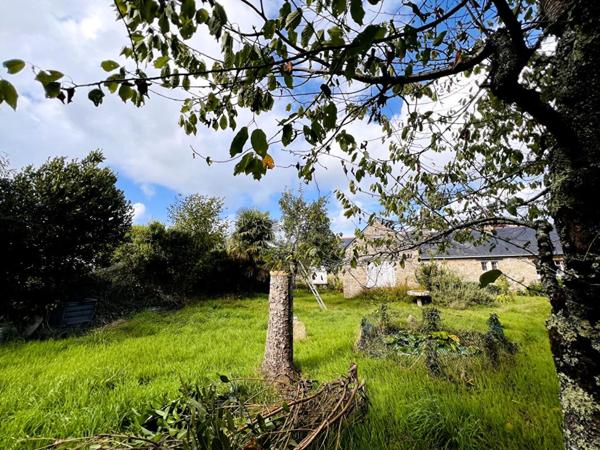 LONGERE T4- 90 m2-Terrain 1200 m2  Env- Annexe- Permis