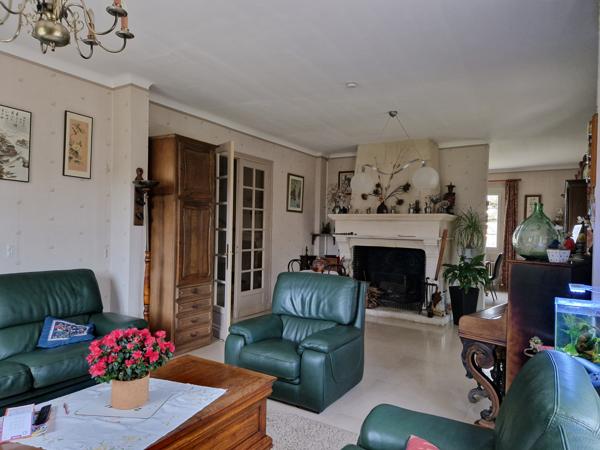 Crépy-en-Valois (60800) MAISON TRADITIONNELLE DE 215 m² AVEC SOUS-SOL TOTAL