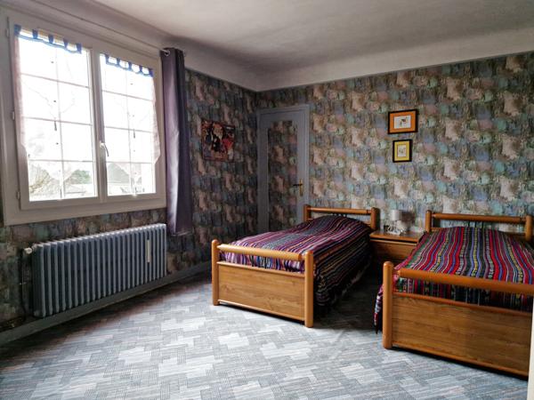 Crépy-en-Valois (60800) MAISON TRADITIONNELLE DE 215 m² AVEC SOUS-SOL TOTAL