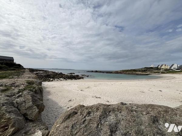 PLOEMEUR LE COUREGANT MAISON  de 113 m² sur terrain clos de 420 m²  vue mer 