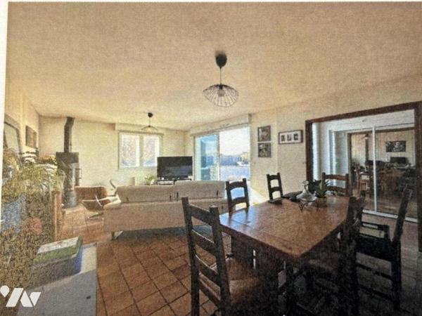 PLOEMEUR LE COUREGANT MAISON  de 113 m² sur terrain clos de 420 m²  vue mer 