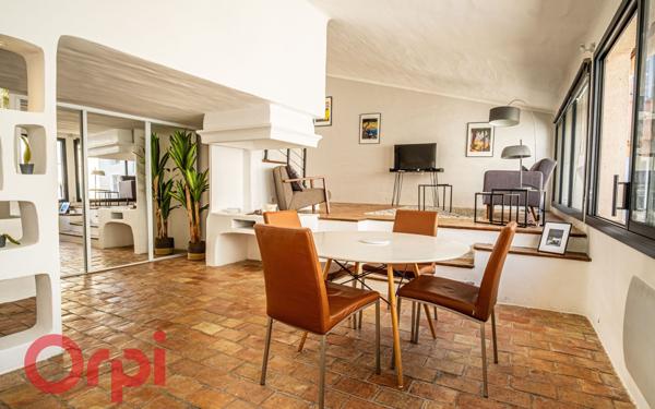 Appartement à vendre    3 pièces •  Bandol