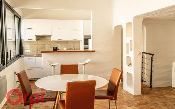 Appartement à vendre    3 pièces •  Bandol