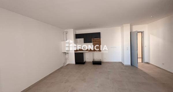 Location Appartement 2 pièces 49.4 m² - Morières-lès-avignon 84310