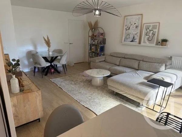 Appartement F4 à vendre  4 pièces - 87 m 2   GENNEVILLIERS  - 92