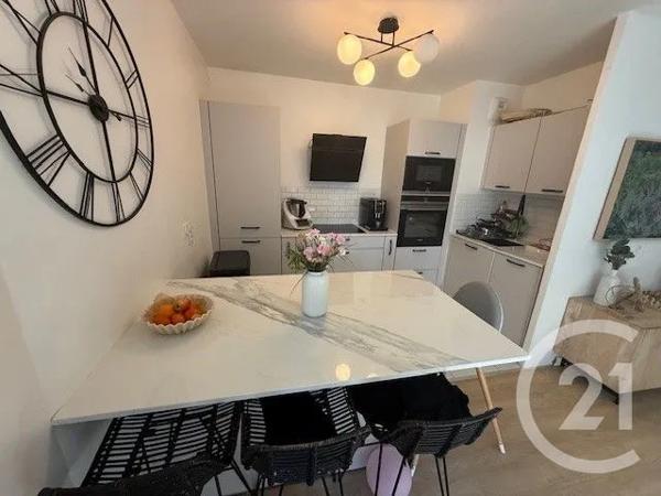 Appartement F4 à vendre  4 pièces - 87 m 2   GENNEVILLIERS  - 92