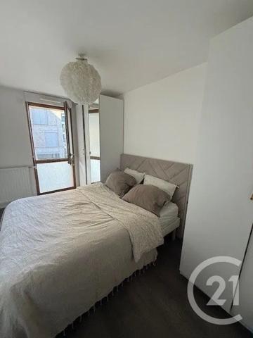 Appartement F4 à vendre  4 pièces - 87 m 2   GENNEVILLIERS  - 92