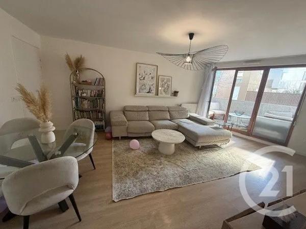 Appartement F4 à vendre  4 pièces - 87 m 2   GENNEVILLIERS  - 92