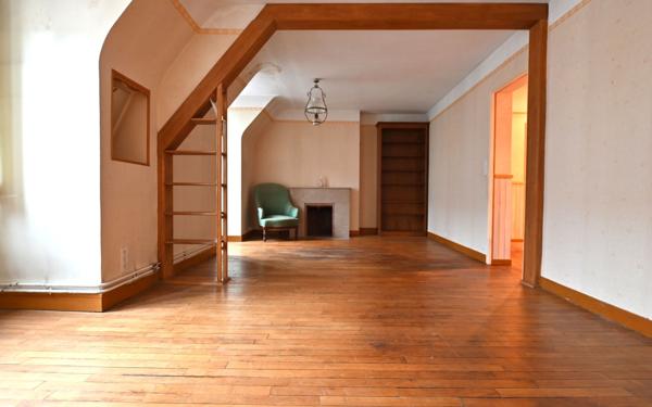 Appartement à vendre    3 pièces • 117,87 m2 Abbeville