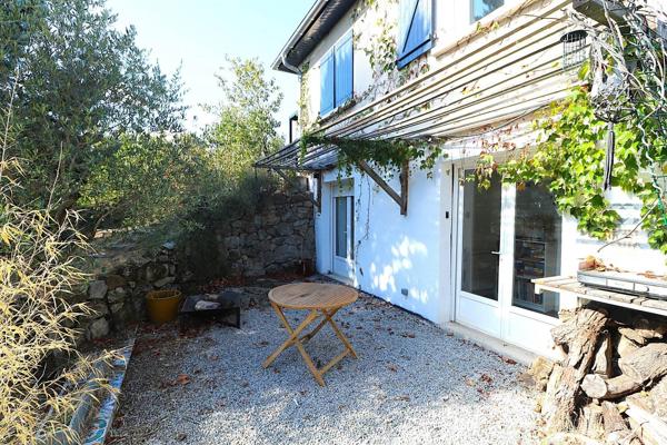 BELLE MAISON de 148 m² habitable sur terrain de 664 m²