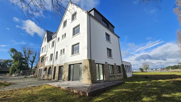 Concarneau Face Mer – Le Cabellou “Renaissance” pour cette bâtisse Art Déco (T3 duplex de 62 m²)