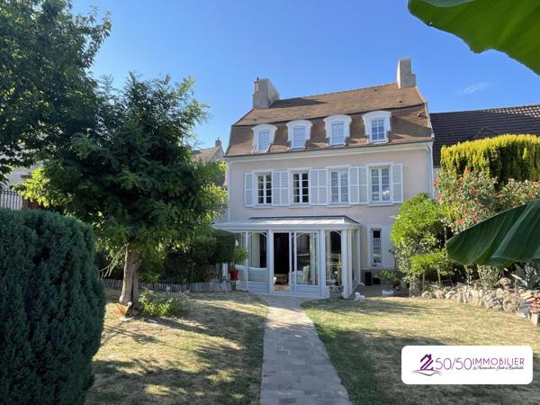 MAISON BOURGEOISE