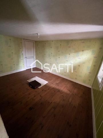 immeuble de rapport a rafraichir beaucoup de possibilités (quartier l Houmeau)