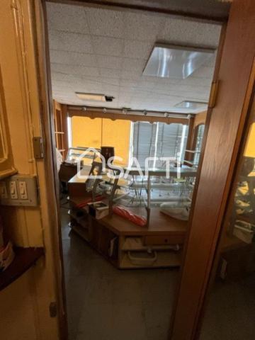 immeuble de rapport a rafraichir beaucoup de possibilités (quartier l Houmeau)