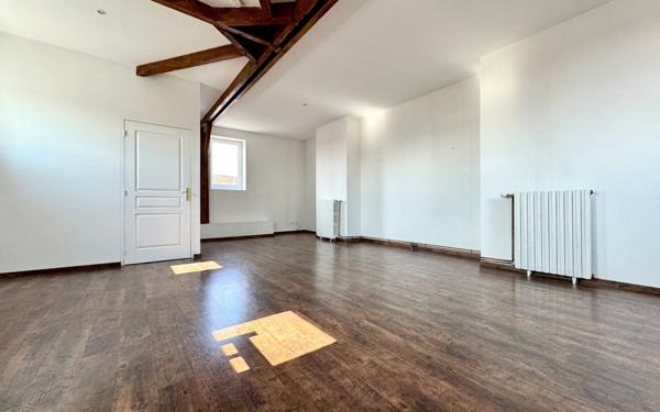 Maison à vendre    4 pièces • 146 m2 Saint-Quentin