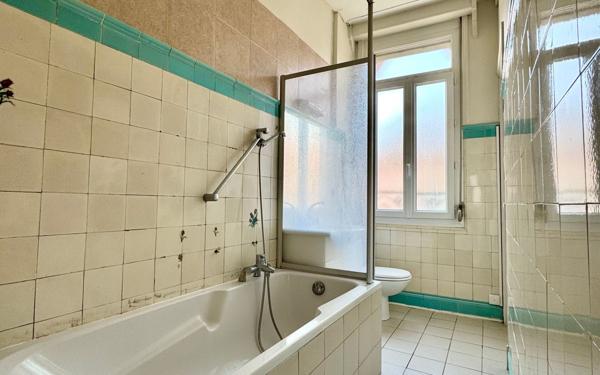 Maison à vendre    4 pièces • 146 m2 Saint-Quentin