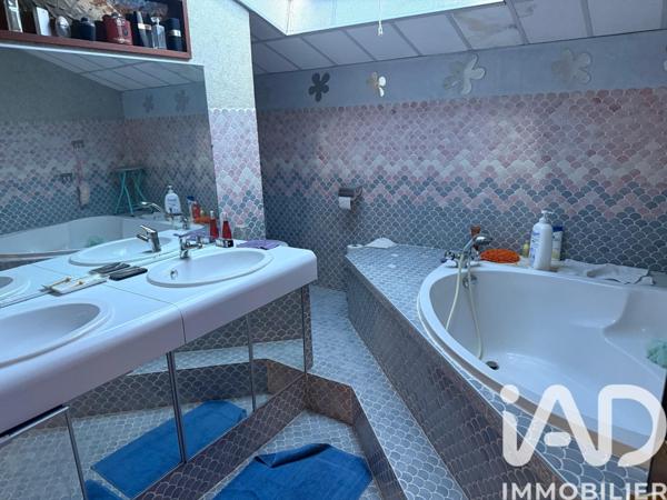 Maison à vendre 5 pièces 97 m² Noisiel