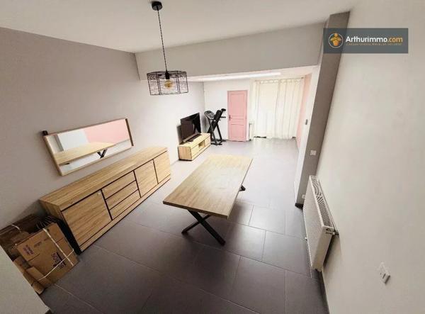 Vente                                                      Maison
                        
                     6 pièces                      107 m2                     à Roubaix