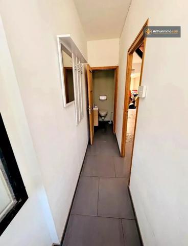 Vente                                                      Maison
                        
                     6 pièces                      107 m2                     à Roubaix