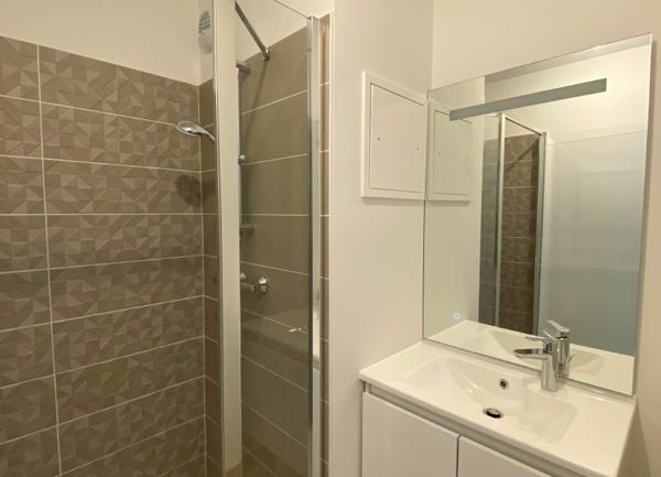 Appartement à louer    4 pièces • 97,20 m2 La Rochelle