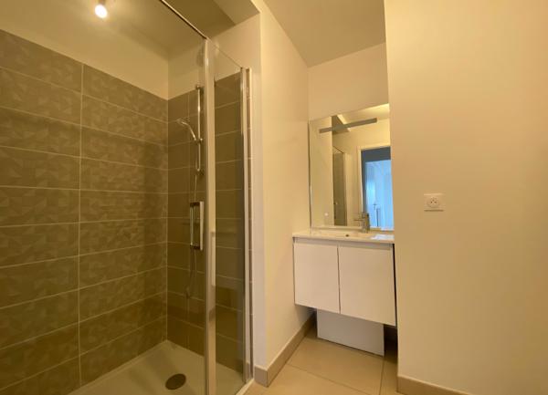 Appartement à louer    4 pièces • 97,20 m2 La Rochelle