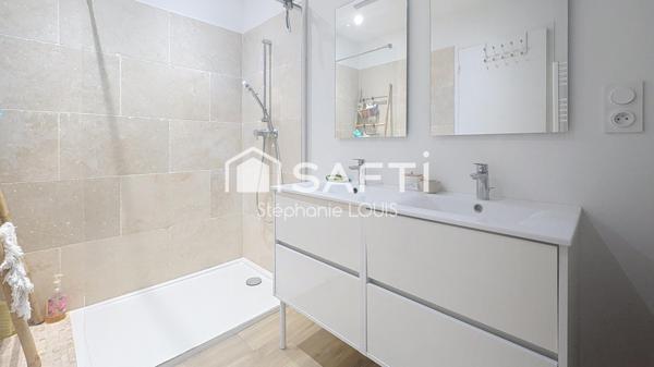 3 PIECES TRAVERSANT COMMODITES A PIED