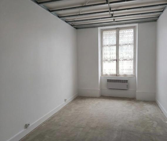 Appartement de caractère de 180 m² en hyper-centre de Nevers – Fort potentiel d'investissement