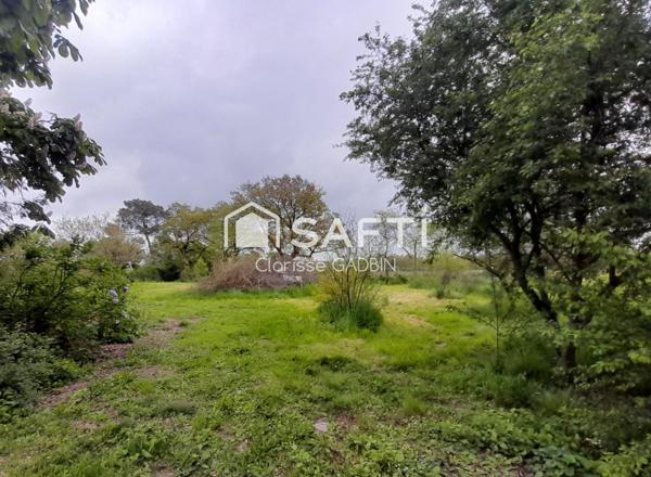 Terrain constructible au calme