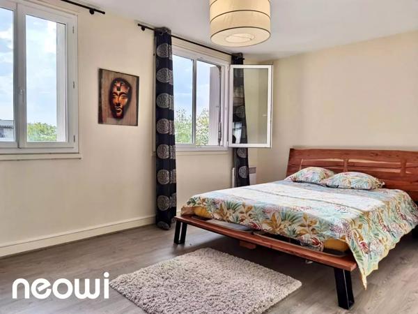 SPACIEUX T4 en DUPLEX avec GARAGE, BALCON et BEAUX VOLUMES