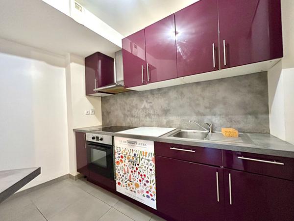 Appartement Carrieres Sous Poissy 2 pièce(s) 44 m2 181 000 € **  - Référence  9041