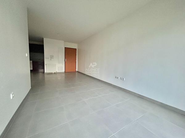 Appartement Carrieres Sous Poissy 2 pièce(s) 44 m2 181 000 € **  - Référence  9041