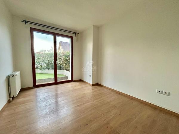 Appartement Carrieres Sous Poissy 2 pièce(s) 44 m2 181 000 € **  - Référence  9041