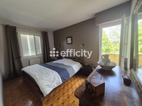 Maison
         8 pièces
        - 174 m² 325 000 € *