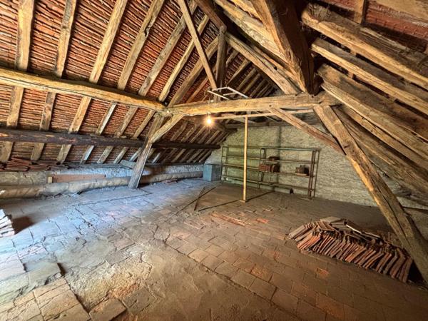 PARAY-LE-MONIAL – Maison familiale de 115 m², 4 chambres, double garage et grand terrain clos