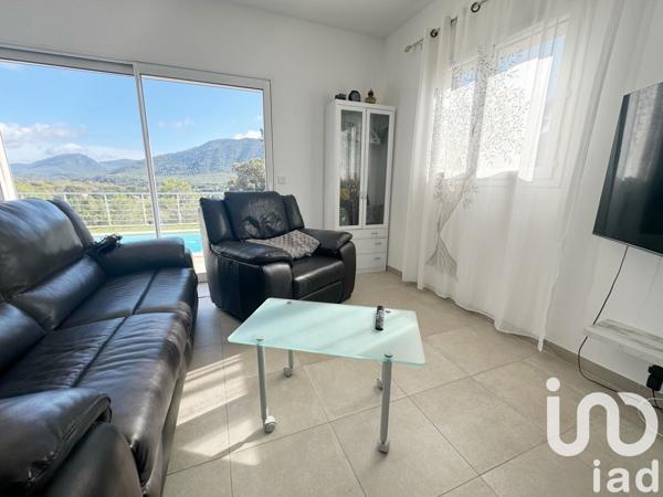 Maison 4 pièces de 82 m² à Signes (83870)