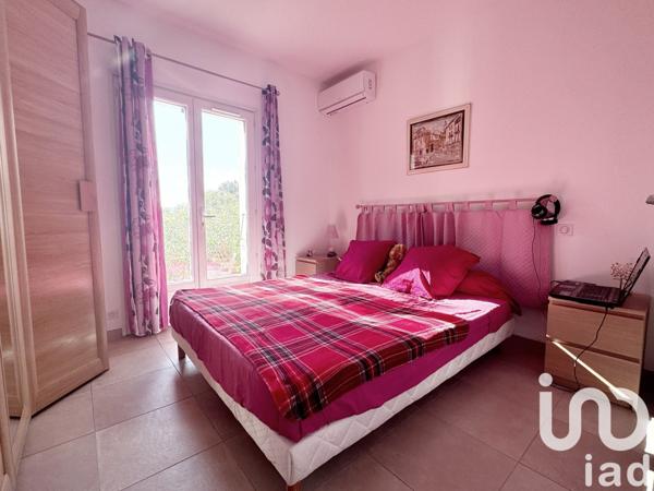 Maison 4 pièces de 82 m² à Signes (83870)