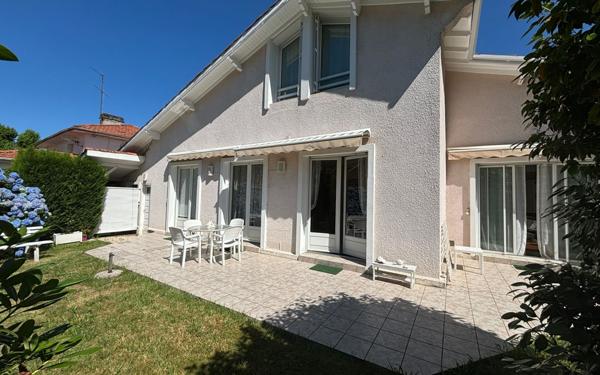 Maison à vendre    6 pièces •  Pau