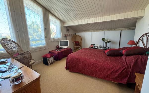 Maison à vendre    6 pièces •  Pau