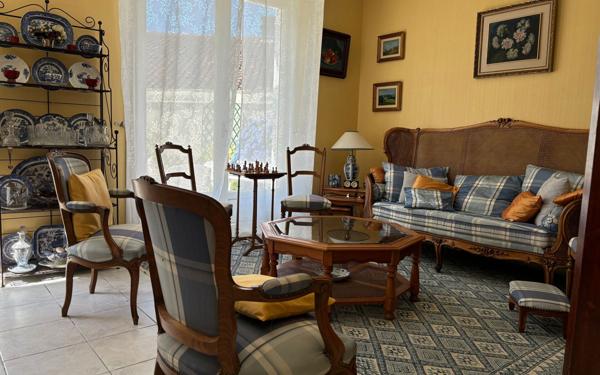 Maison à vendre    6 pièces •  Pau